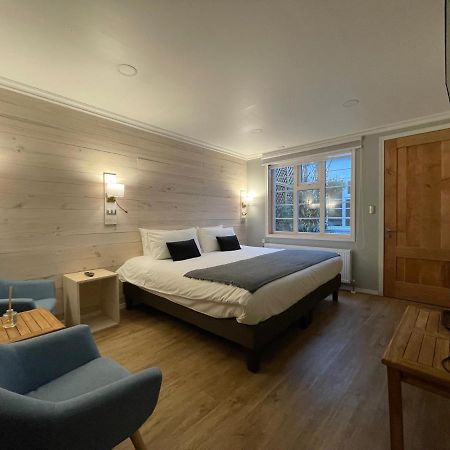 פואנטה ארנס Hostal Boutique Puerta Roja מראה חיצוני תמונה