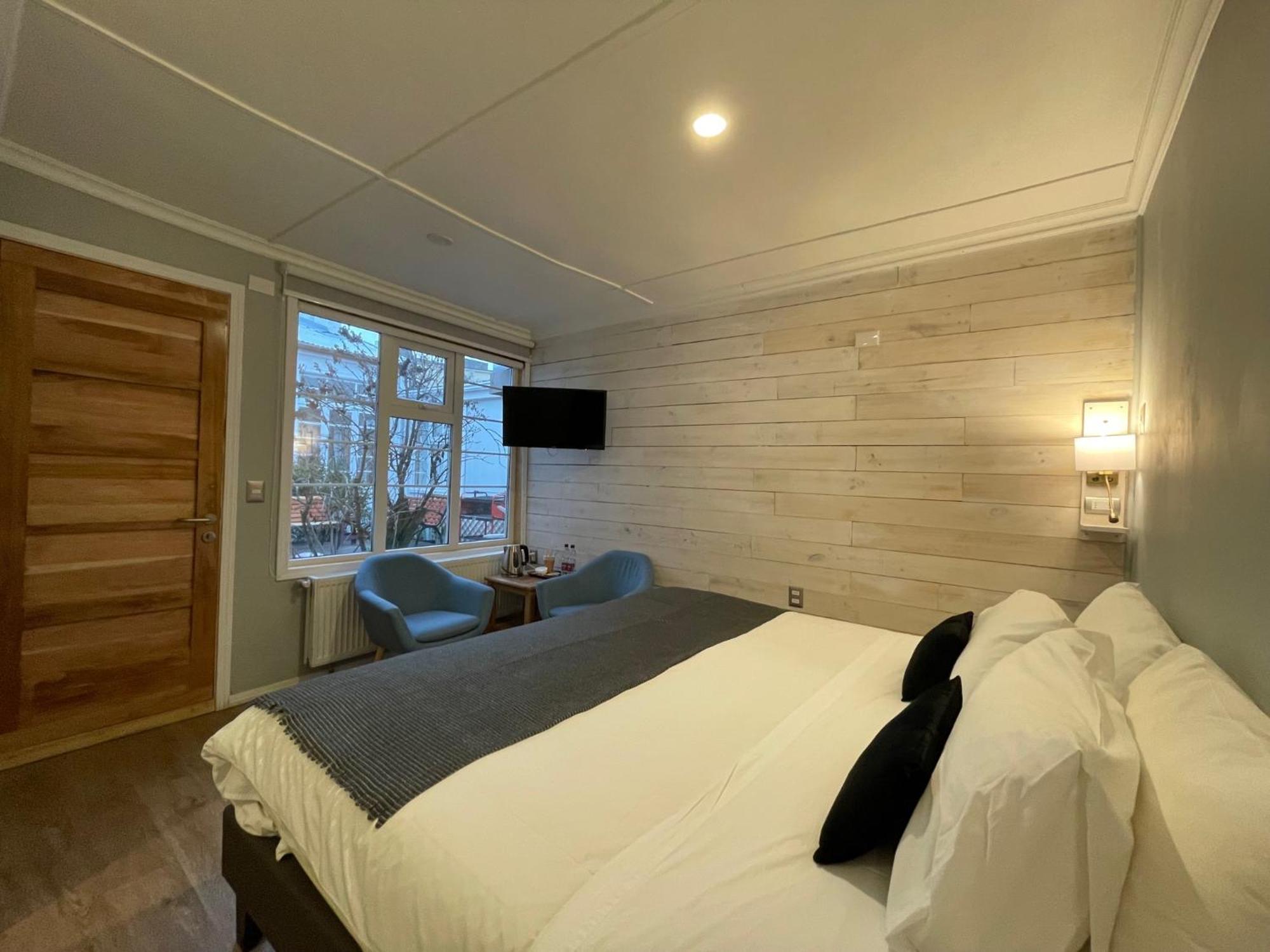 פואנטה ארנס Hostal Boutique Puerta Roja מראה חיצוני תמונה
