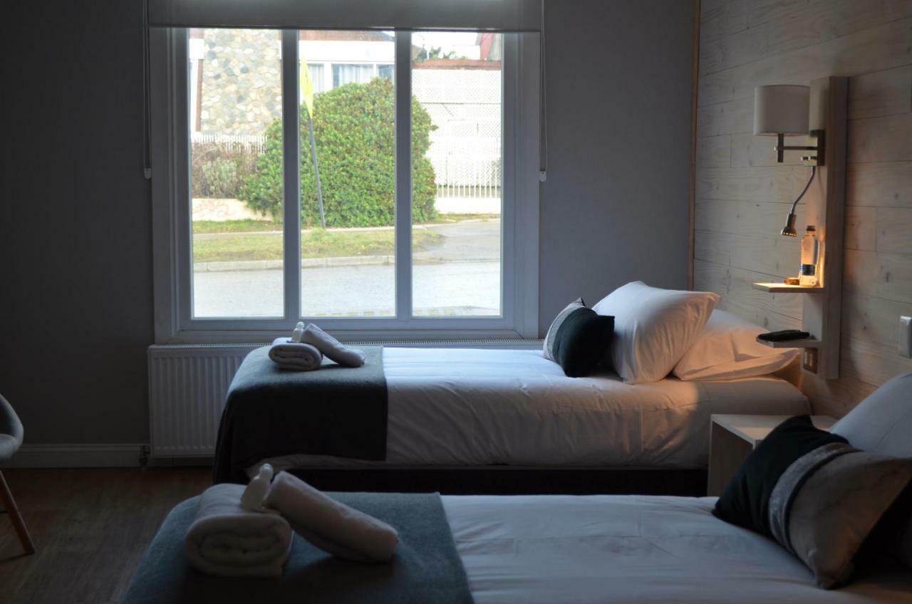 פואנטה ארנס Hostal Boutique Puerta Roja מראה חיצוני תמונה